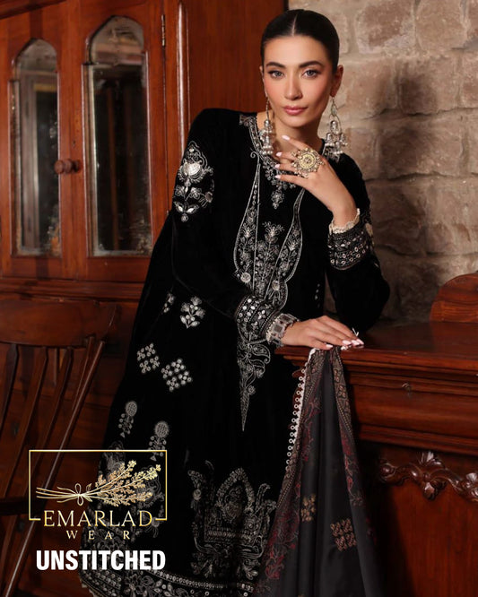 NOOR BY SADIA ASAD VELVET | Black