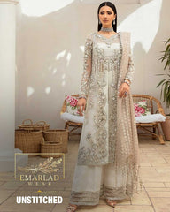 Mariam Hussain white skin dupatta