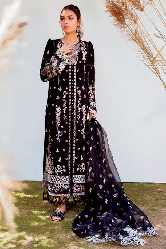 Qalamkar Black Luxury Lawn Embroidery Collection