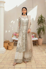 Mariam Hussain white skin dupatta