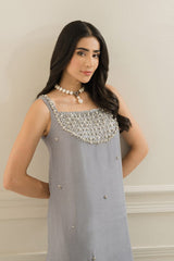 Lulusar | Runial Dress (Sleeveless) - Black And Grey - Silk Digital