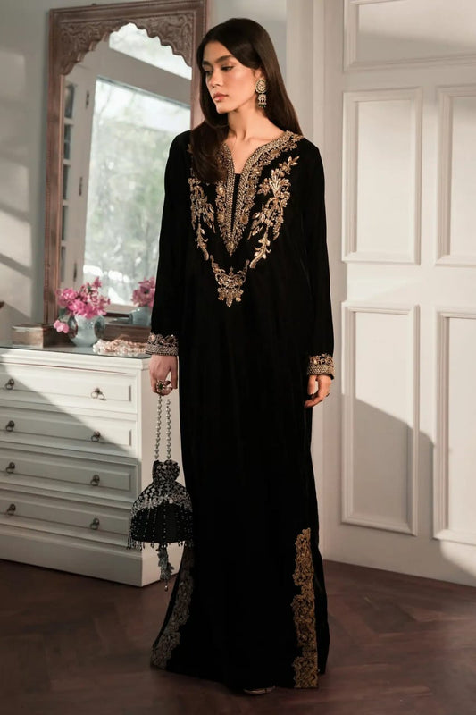 Ammarah khan | Black - Velvet