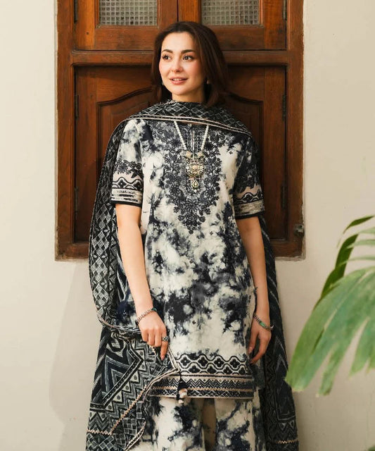 Sapphire | Off White & Black - Lawn Collection